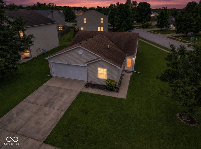 9235 Bakers Corner Drive, Camby, IN 46113
