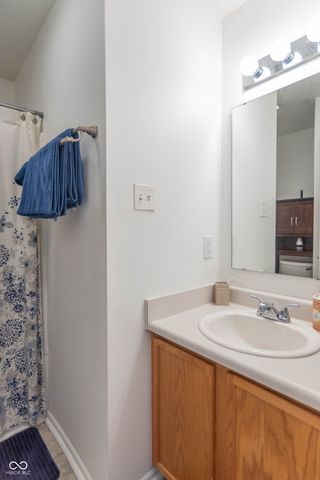 9235 Bakers Corner Drive, Camby, IN 46113