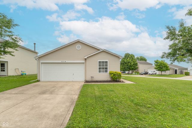 9235 Bakers Corner Drive, Camby, IN 46113