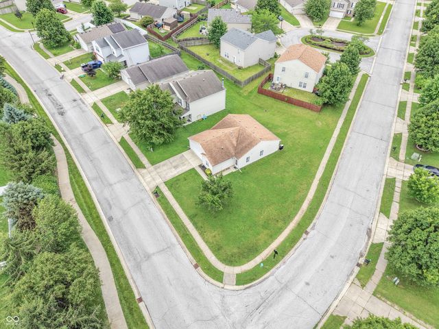 9235 Bakers Corner Drive, Camby, IN 46113
