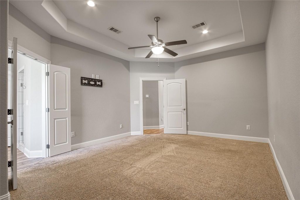 Image 11 of property listing at 1206 N Avenue L, Freeport, TX 77541