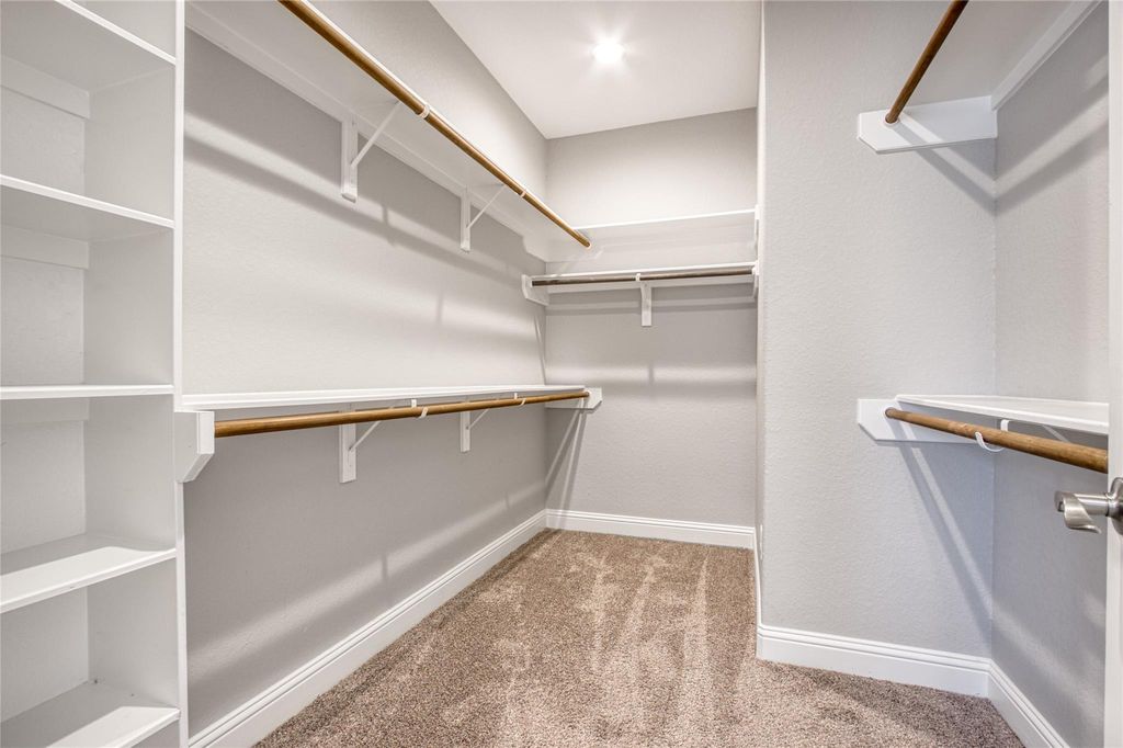 Image 16 of property listing at 1206 N Avenue L, Freeport, TX 77541