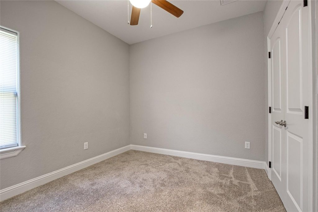 Image 20 of property listing at 1206 N Avenue L, Freeport, TX 77541