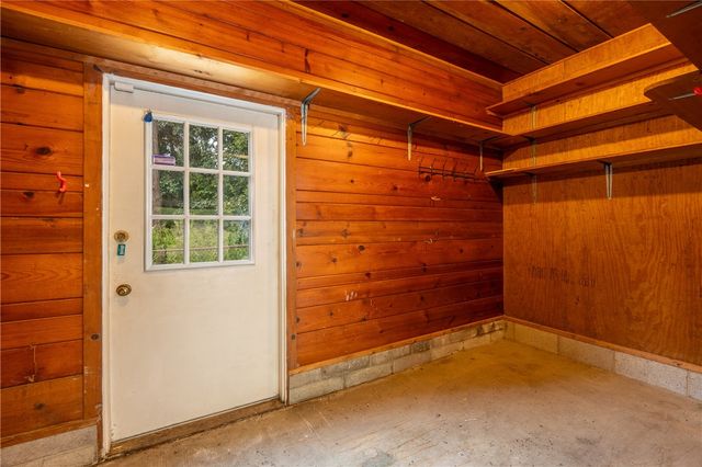 135 Cramer Rd, Unity Twp, PA 15650