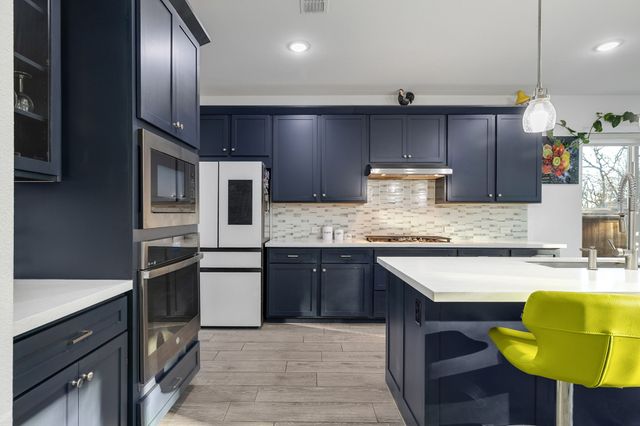 10736 Smoky Oak Trail, Argyle, TX 76226