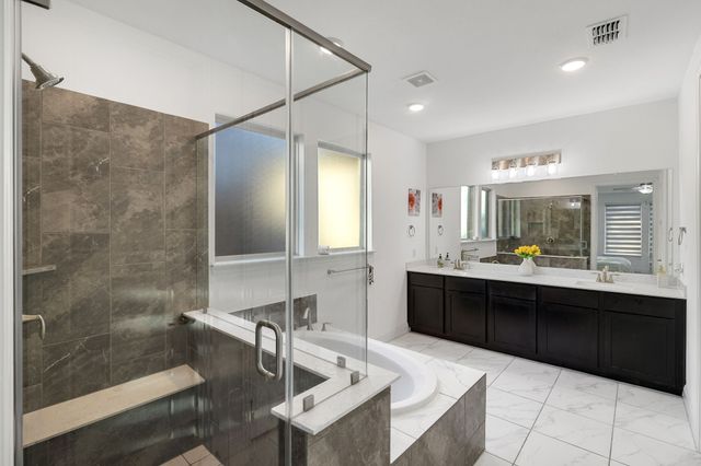 10736 Smoky Oak Trail, Argyle, TX 76226