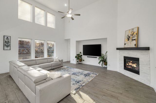 10736 Smoky Oak Trail, Argyle, TX 76226