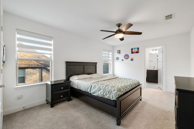 10736 Smoky Oak Trail, Argyle, TX 76226