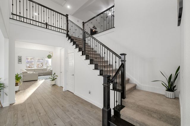 10736 Smoky Oak Trail, Argyle, TX 76226