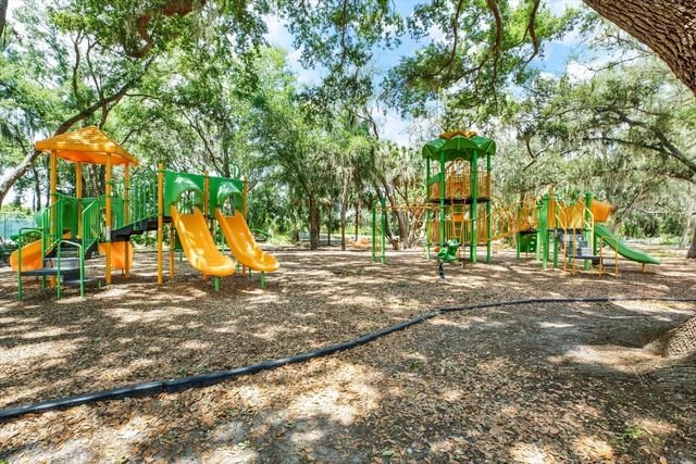 18123 KARA COURT, Tampa, FL 33647