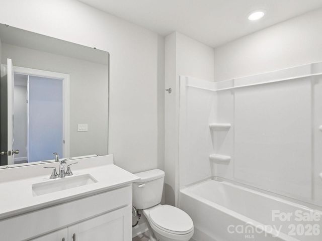 8132 Hidden Springs Trail, Charlotte, NC 28216