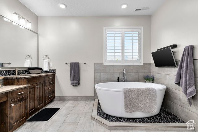292 E CLUBVIEW LN, Lehi, UT 84043