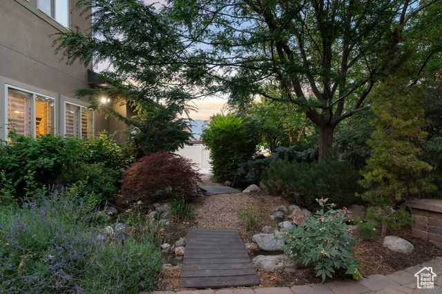 292 E CLUBVIEW LN, Lehi, UT 84043