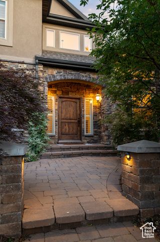 292 E CLUBVIEW LN, Lehi, UT 84043