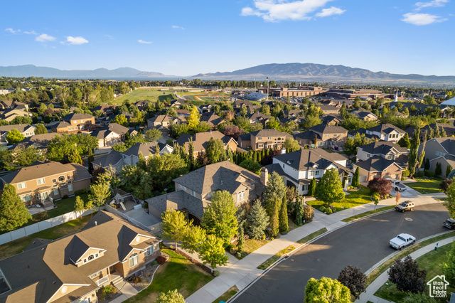 292 E CLUBVIEW LN, Lehi, UT 84043