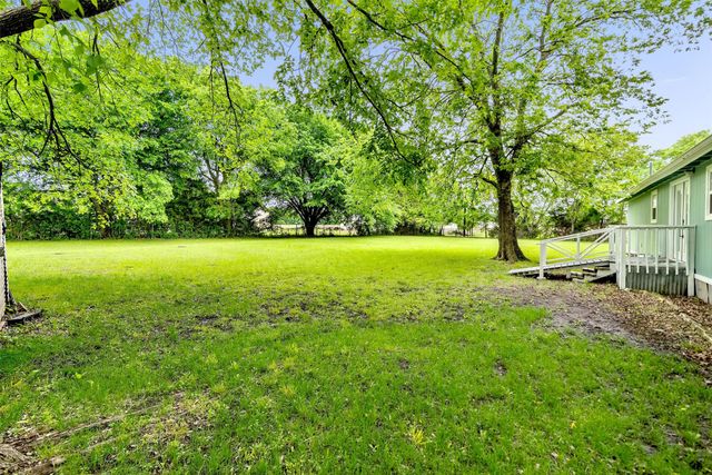 8546 County Road 500, Blue Ridge, TX 75424