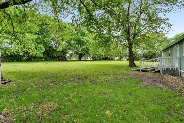 8546 County Road 500, Blue Ridge, TX 75424