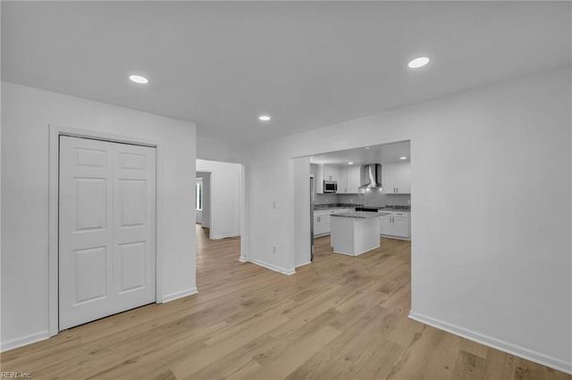 20 Ardmoor DR, Hampton, VA 23666