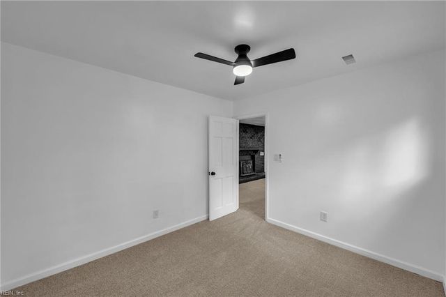 20 Ardmoor DR, Hampton, VA 23666