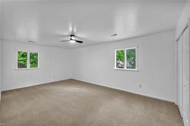 20 Ardmoor DR, Hampton, VA 23666