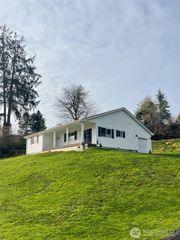 600 Harrison Street N, South Bend, WA 98586