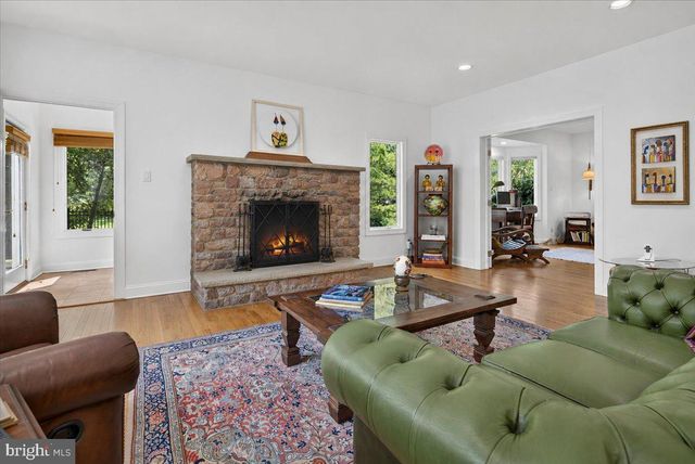 157 CHRISTOPHER DR, Princeton, NJ 08540