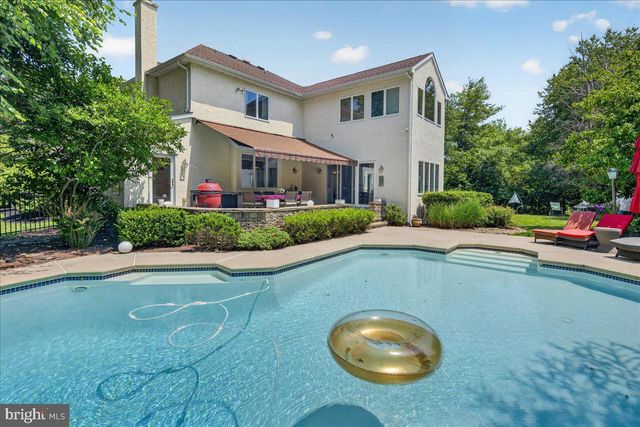 157 CHRISTOPHER DR, Princeton, NJ 08540