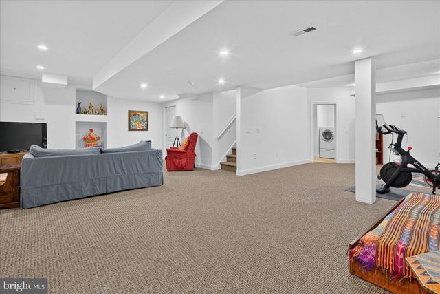 157 CHRISTOPHER DR, Princeton, NJ 08540