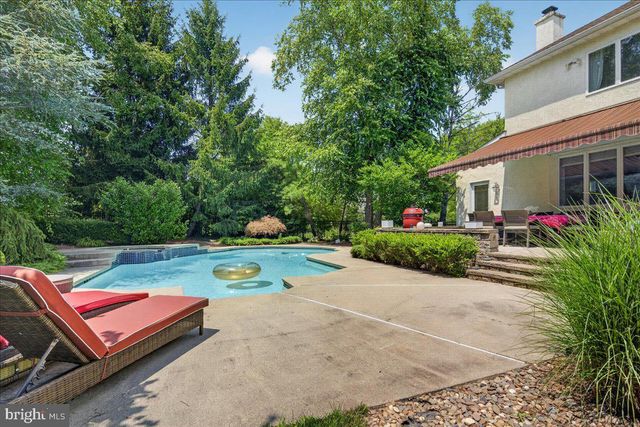 157 CHRISTOPHER DR, Princeton, NJ 08540