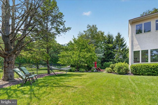 157 CHRISTOPHER DR, Princeton, NJ 08540