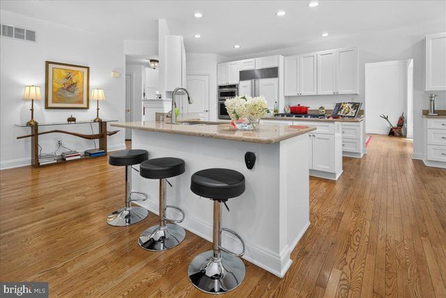 157 CHRISTOPHER DR, Princeton, NJ 08540