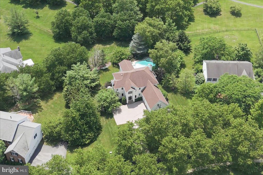 157 CHRISTOPHER DR, Princeton, NJ 08540