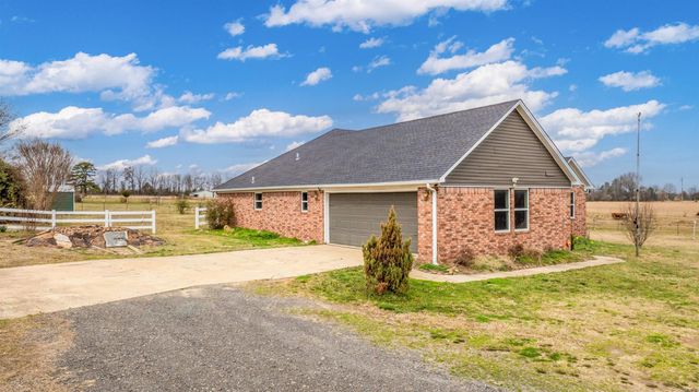 112 Blue Hole Road, Beebe, AR 72012