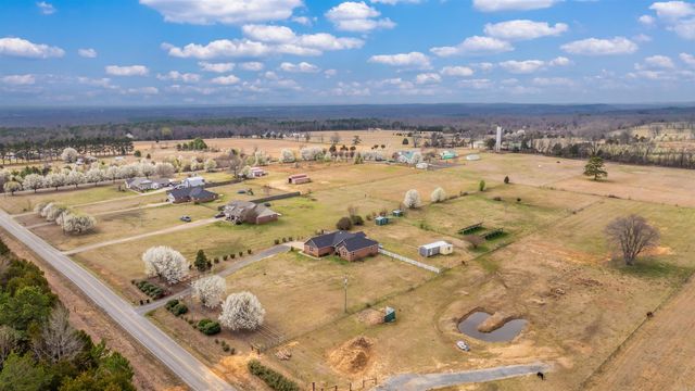 112 Blue Hole Road, Beebe, AR 72012