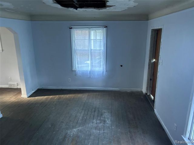 12641 Kelly Road, Detroit, MI 48224