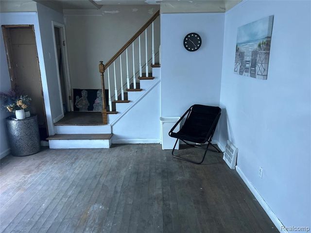 12641 Kelly Road, Detroit, MI 48224