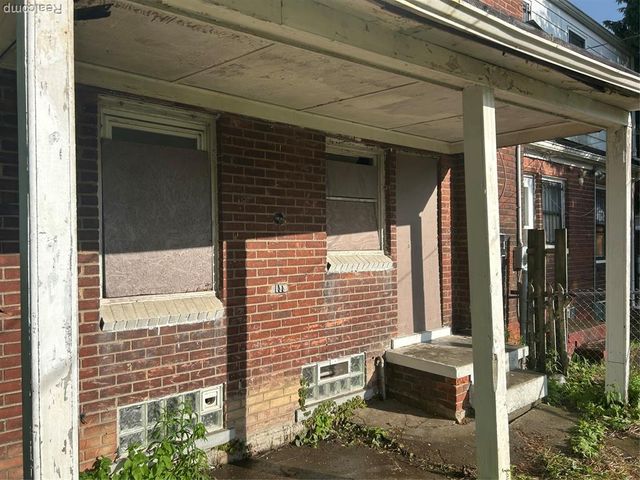 12641 Kelly Road, Detroit, MI 48224