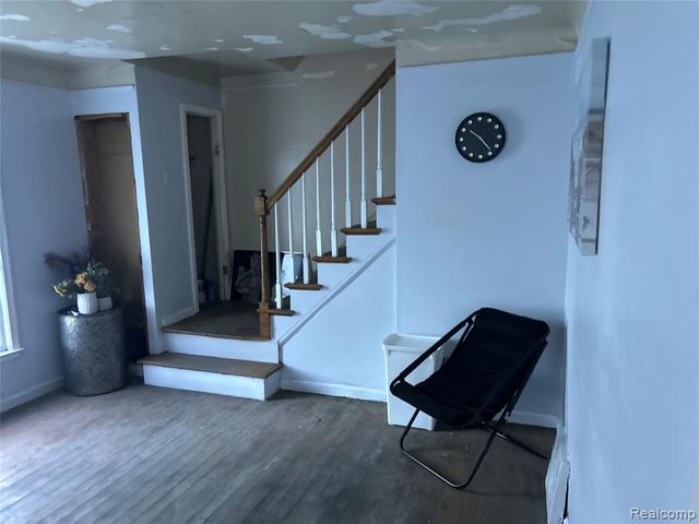 12641 Kelly Road, Detroit, MI 48224