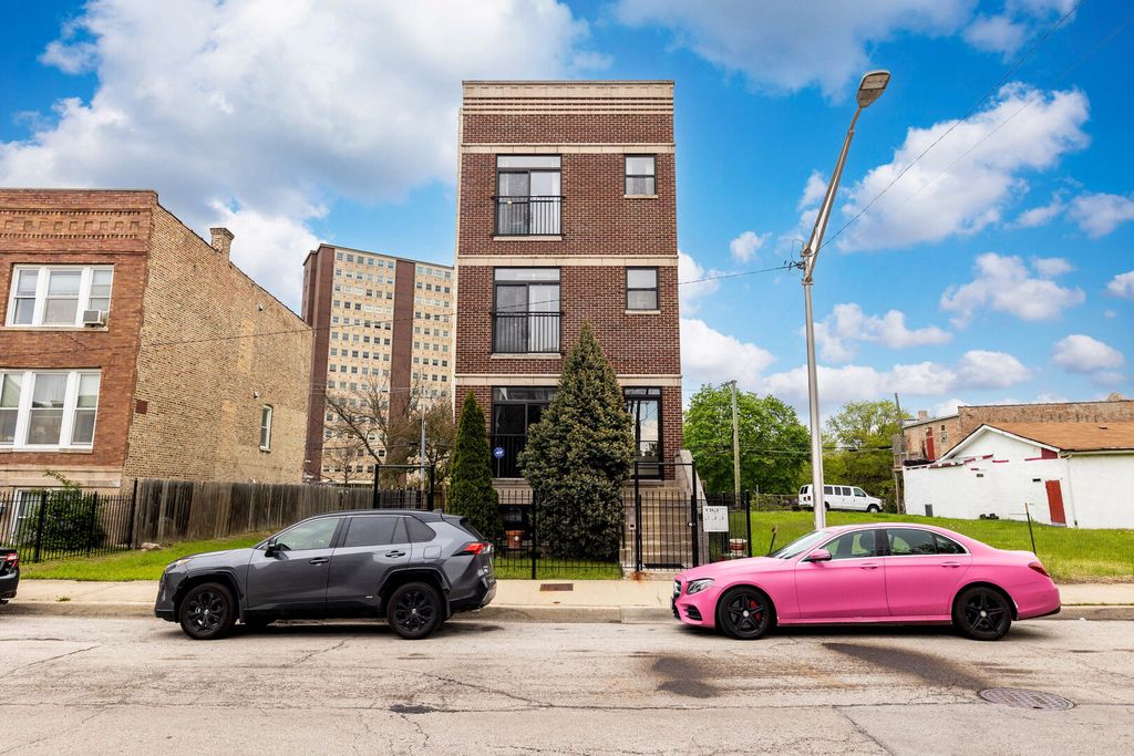 4245 S Langley Avenue 3, Chicago, IL 60653