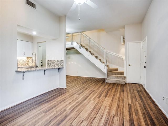 2923 Shelby Avenue, Dallas, TX 75219