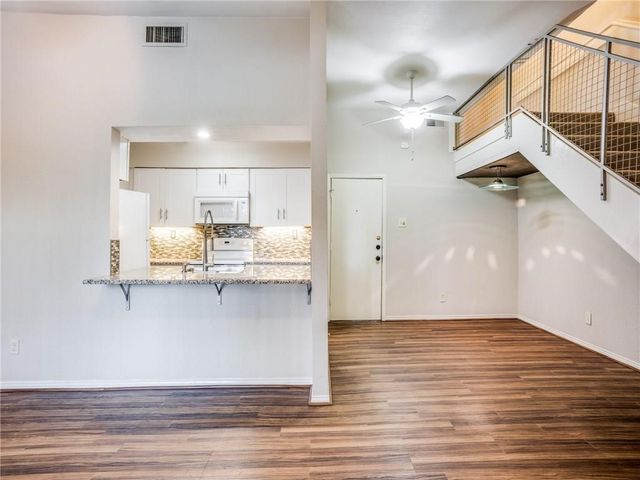 2923 Shelby Avenue, Dallas, TX 75219