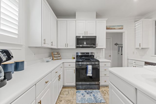 4791 E Trovare, Destin, FL 32541