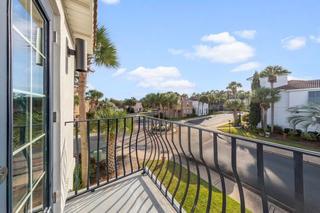 4791 E Trovare, Destin, FL 32541
