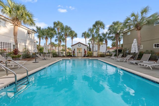 4791 E Trovare, Destin, FL 32541