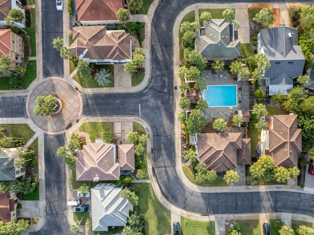 4791 E Trovare, Destin, FL 32541