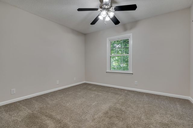 128 Devonshire Trl, Hendersonville, TN 37075
