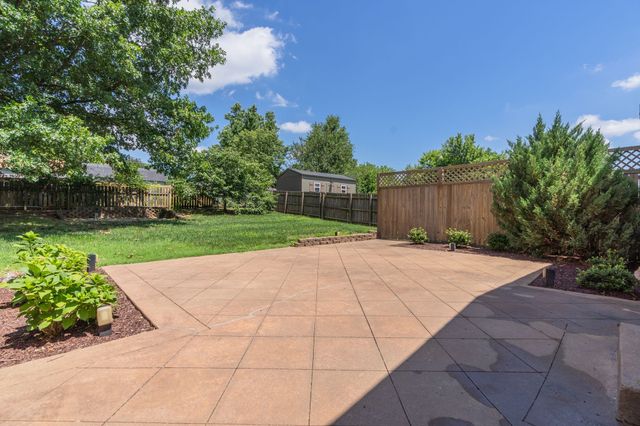 128 Devonshire Trl, Hendersonville, TN 37075