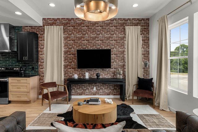 2000 S Hamilton Rd Apt 1, Nashville, TN 37218