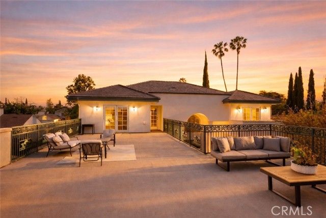 515 W Le Roy Avenue, Arcadia, CA 91007