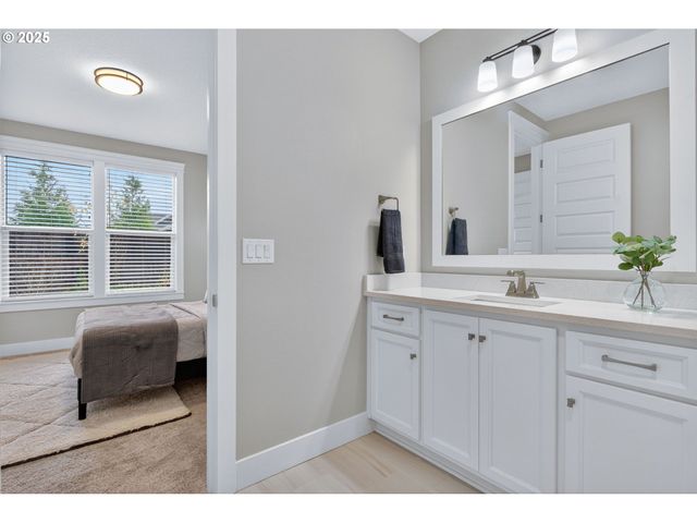 18205 Ne 81ST St, Vancouver, WA 98682